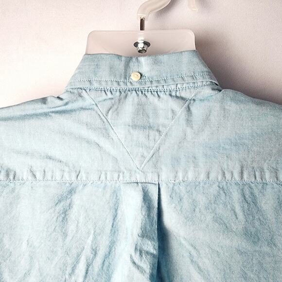 Tommy Hilfiger Custom Fit Baby Blue Button Down Shirt | Men's Large - Picture 8 of 11